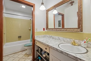 W Marthona Rd-S2410-037.jpg