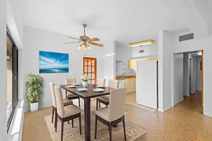 6Y8A4756 virtually staged.jpeg