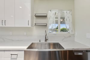 Zandra Ct-S0207-015.jpg