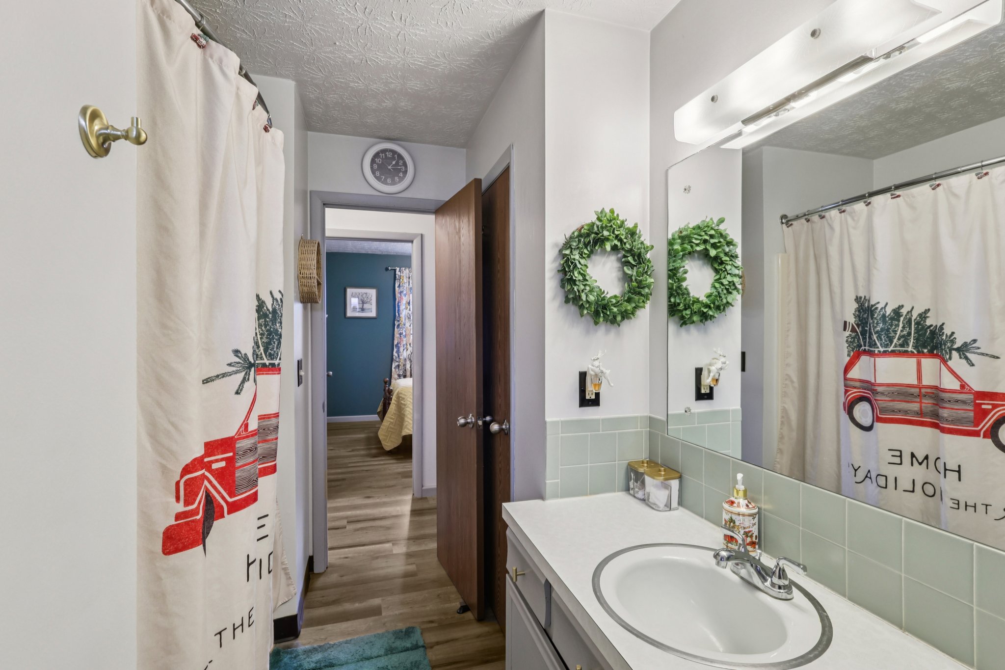 Benton St-S2911-025.jpg