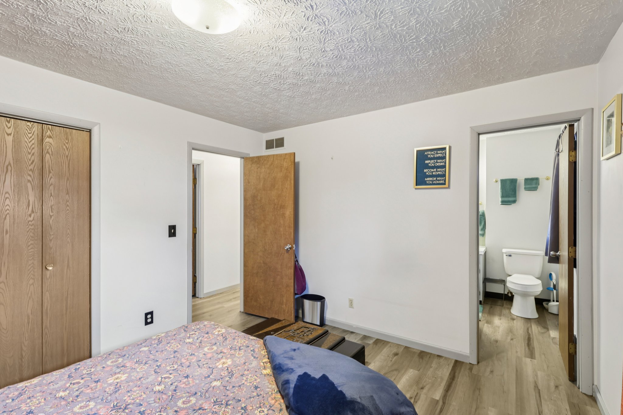 Benton St-S2911-026.jpg