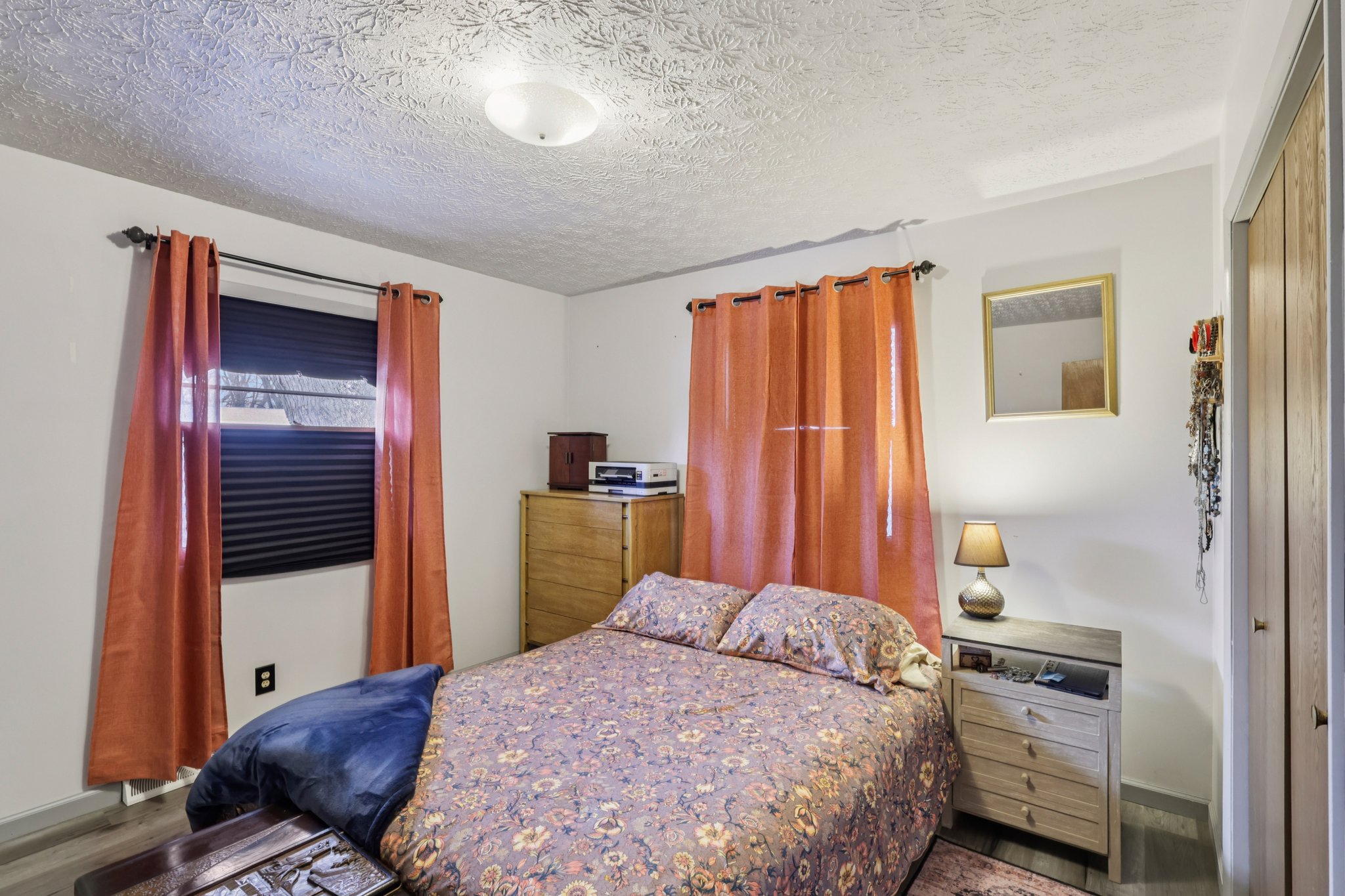 Benton St-S2911-027.jpg