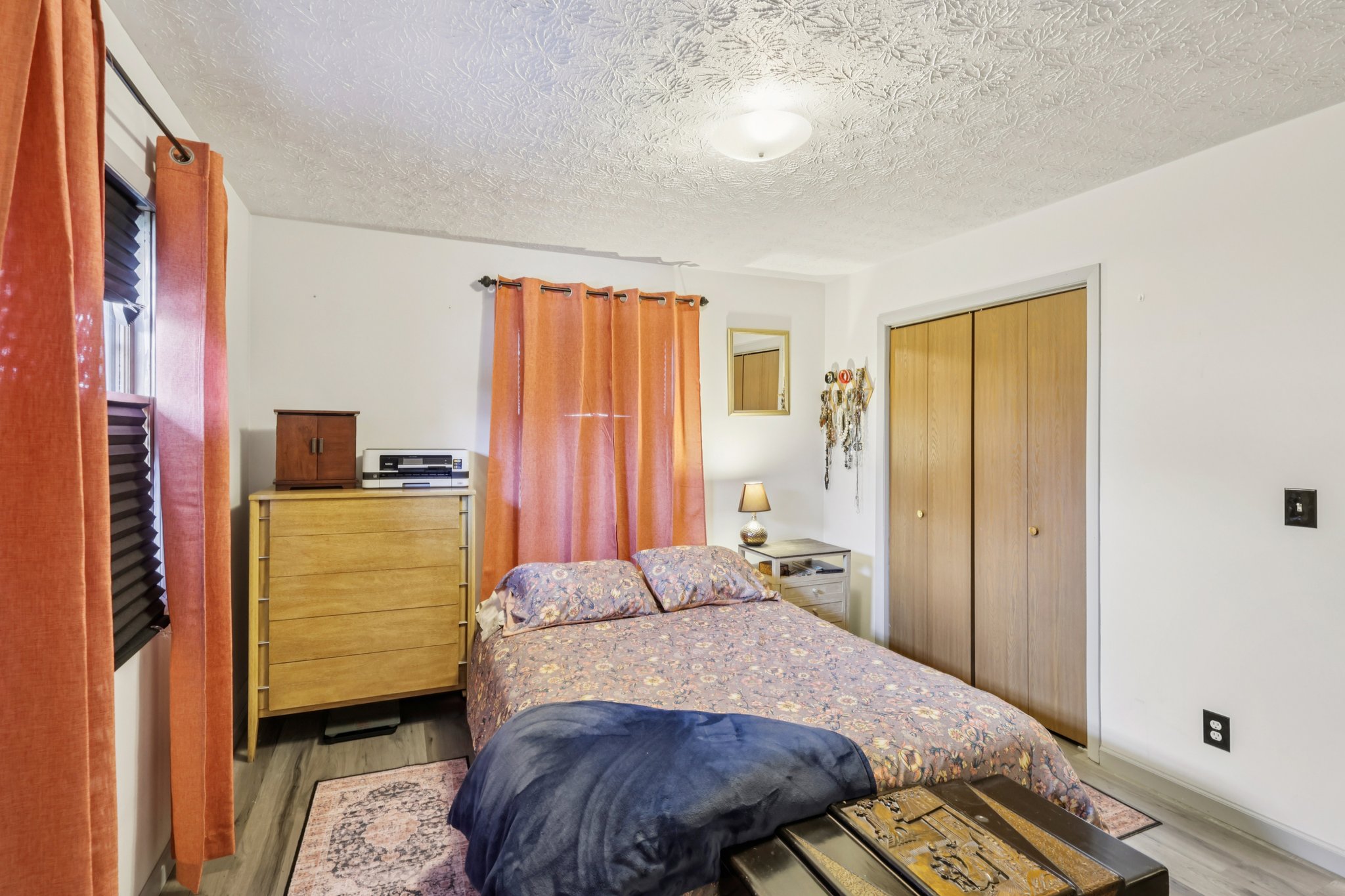 Benton St-S2911-028.jpg