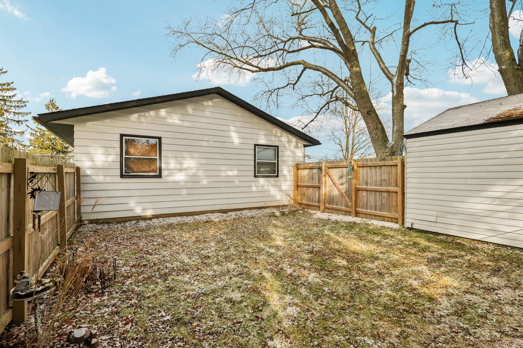 Benton St-S2911-042.jpg