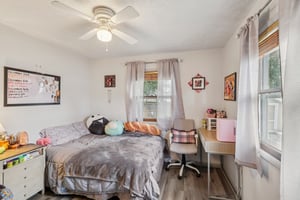 Benton St-S2911-030.jpg