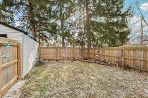 Benton St-S2911-040.jpg