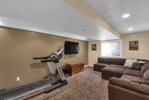  1240 E Sandy Ridge Dr,, Sandy, UT 84094, US Photo 14