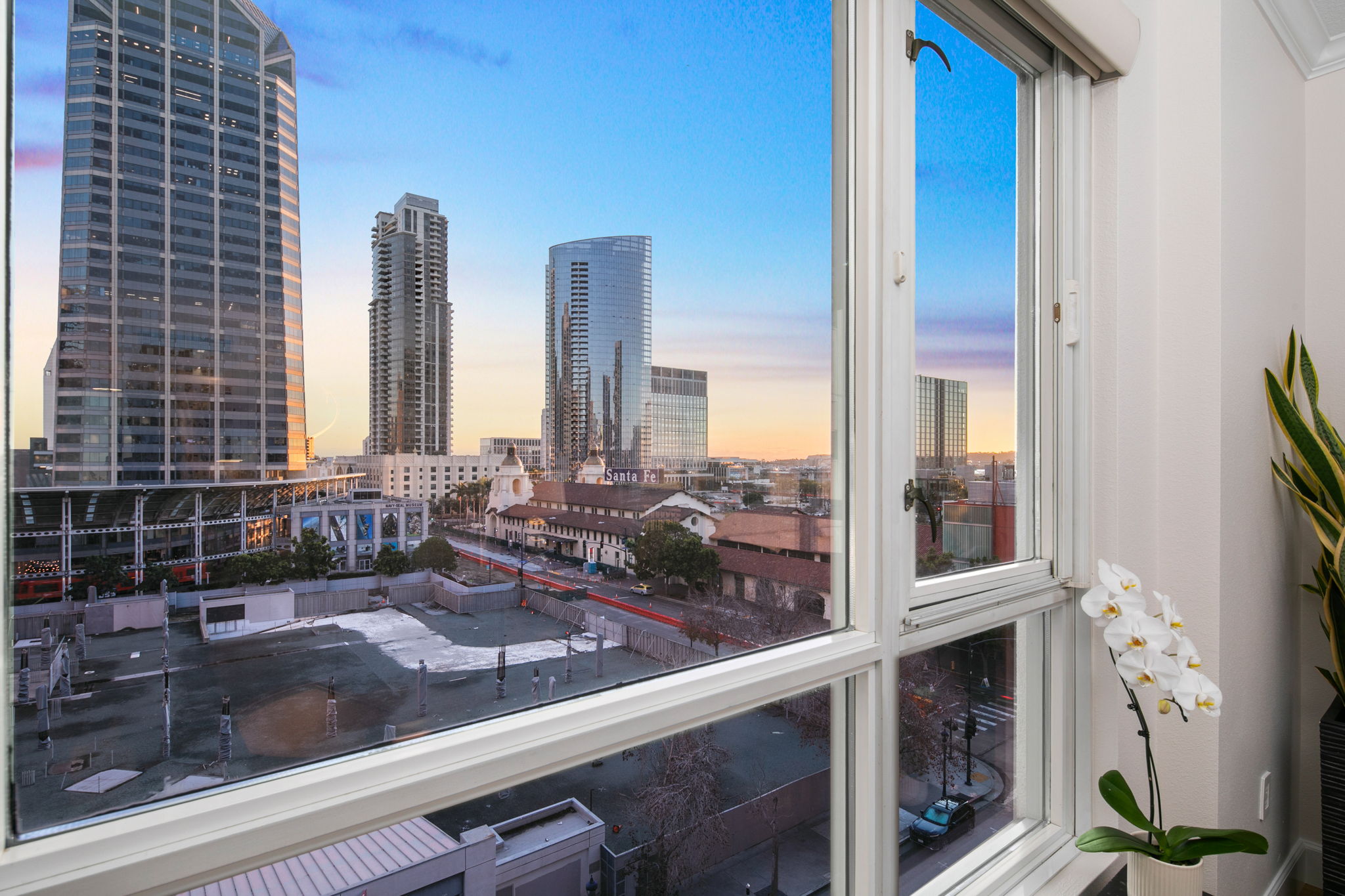 1240 India St 703-90