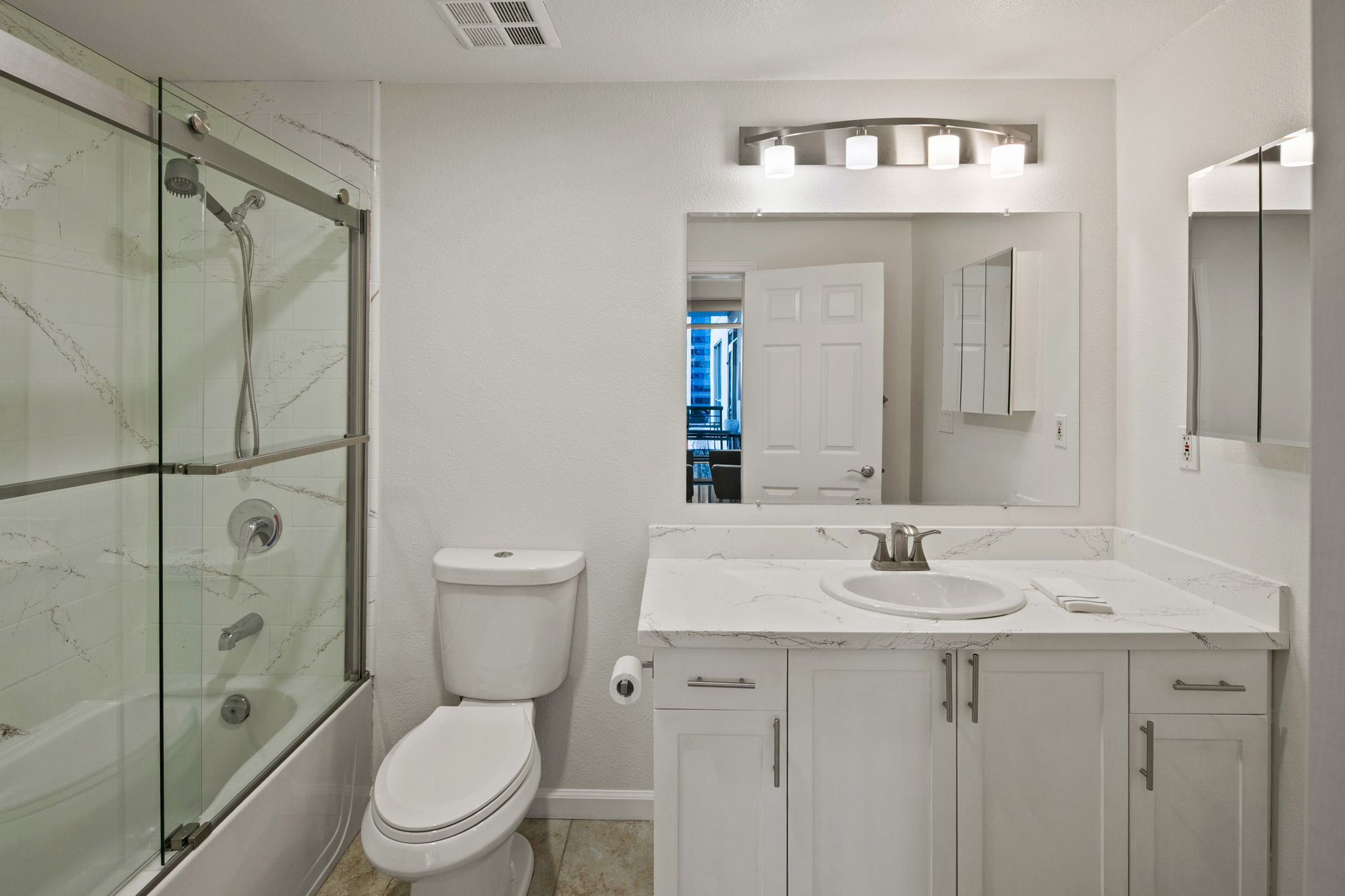 1240 India St 703-77