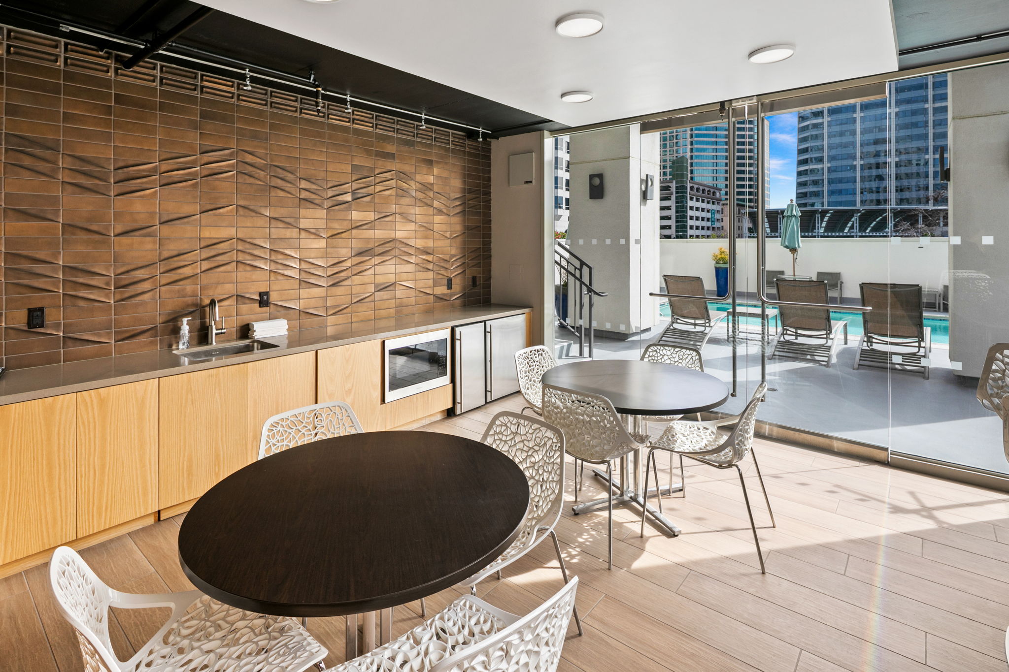 1240 India St 703-19