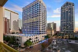 1240 India St 703-128