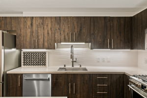 1240 India St 703-111