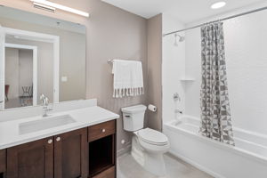  Photo 47