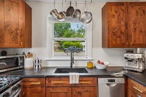 Vance St-S0406-020.jpg