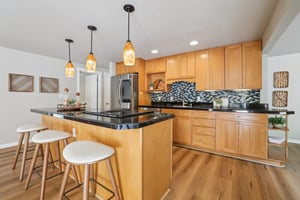 NE 112th St-S1709-014.jpg