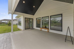  Photo 48