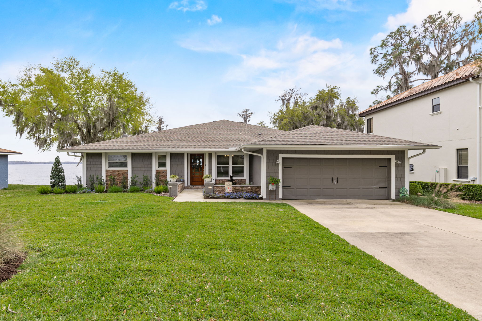12408 Hull Rd-01