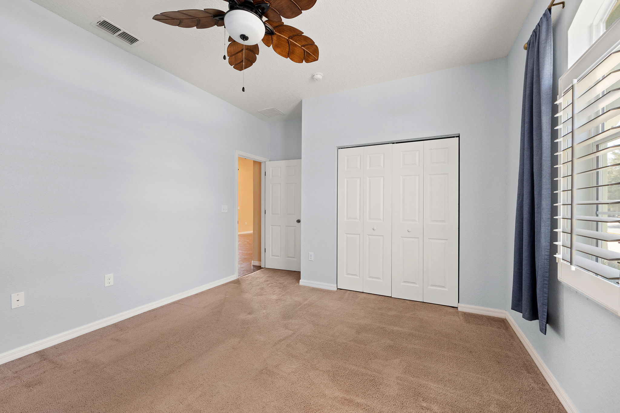 Second/Front Bedroom Closet