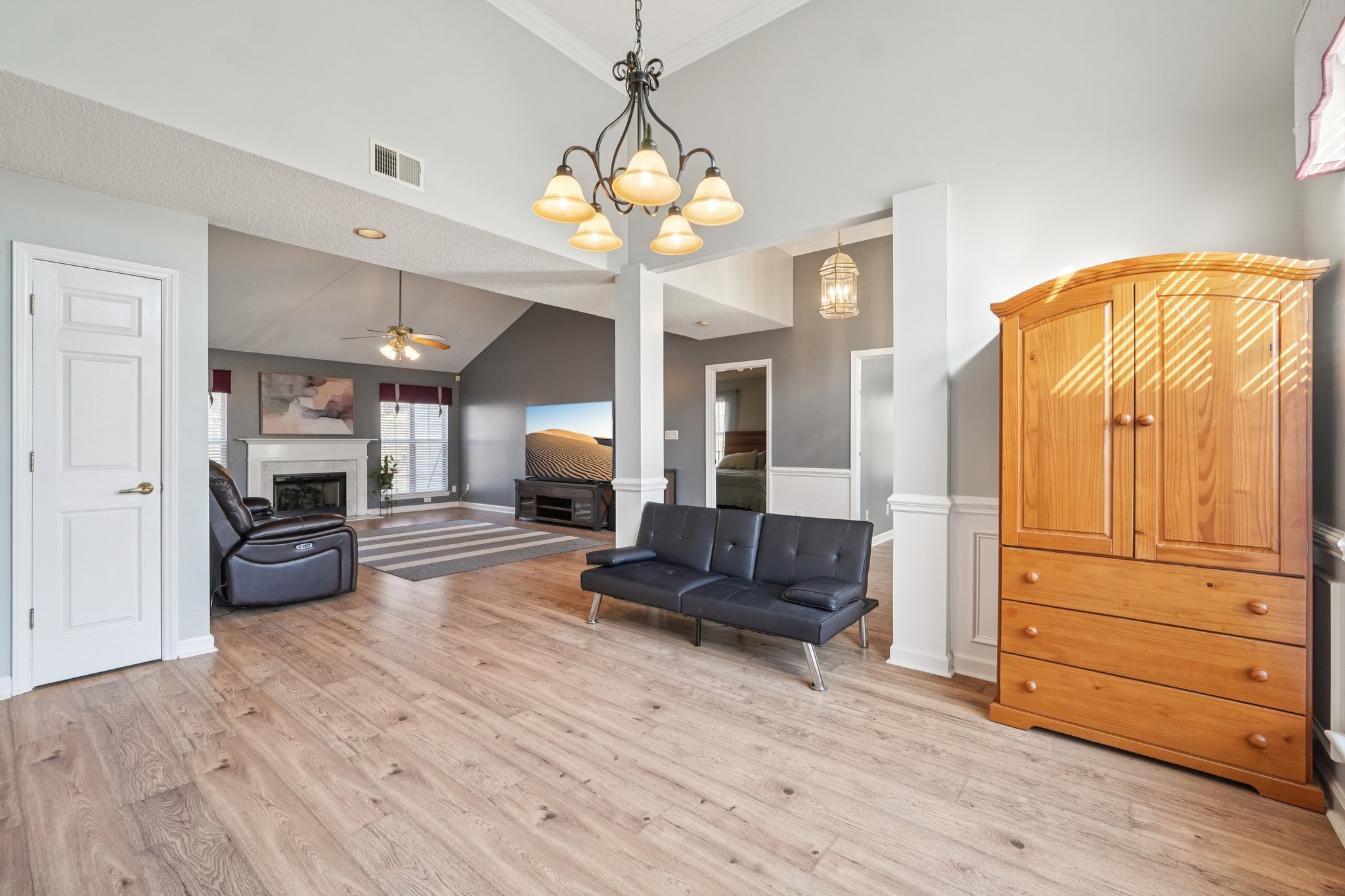 Sandringham Pl-S1301-030.jpg