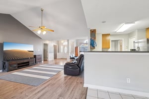 Sandringham Pl-S1301-018.jpg