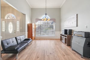 Sandringham Pl-S1301-029.jpg