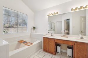 Sandringham Pl-S1301-038.jpg