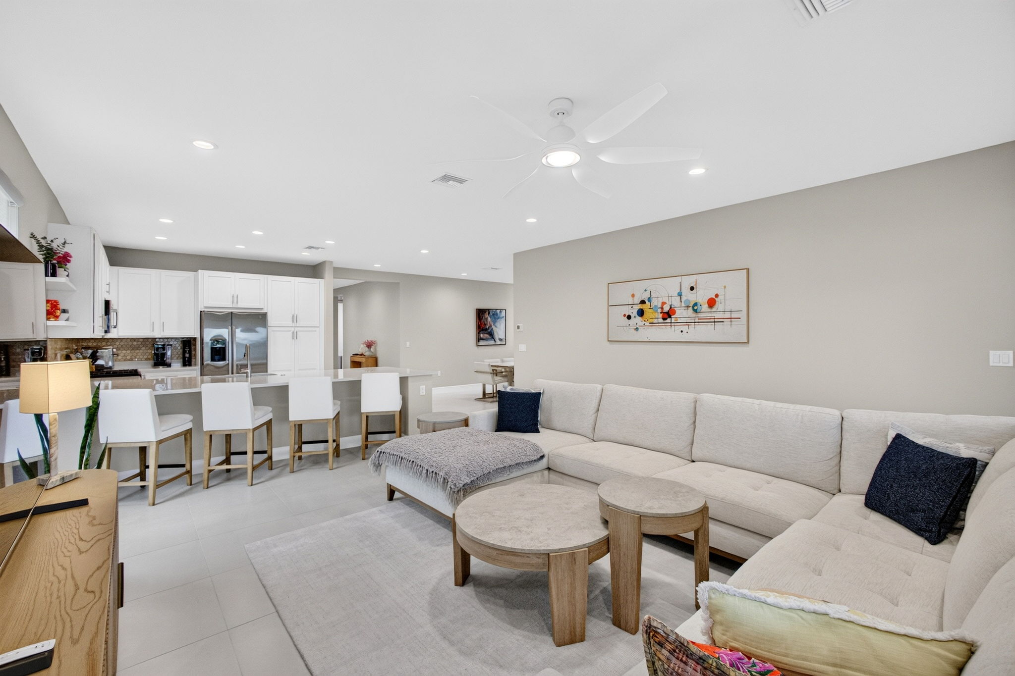  Photo 30
