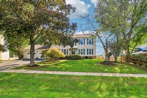 Triple Crown Rd-S1509-002.jpg