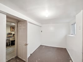 Taylor Ave-0905-023.jpg