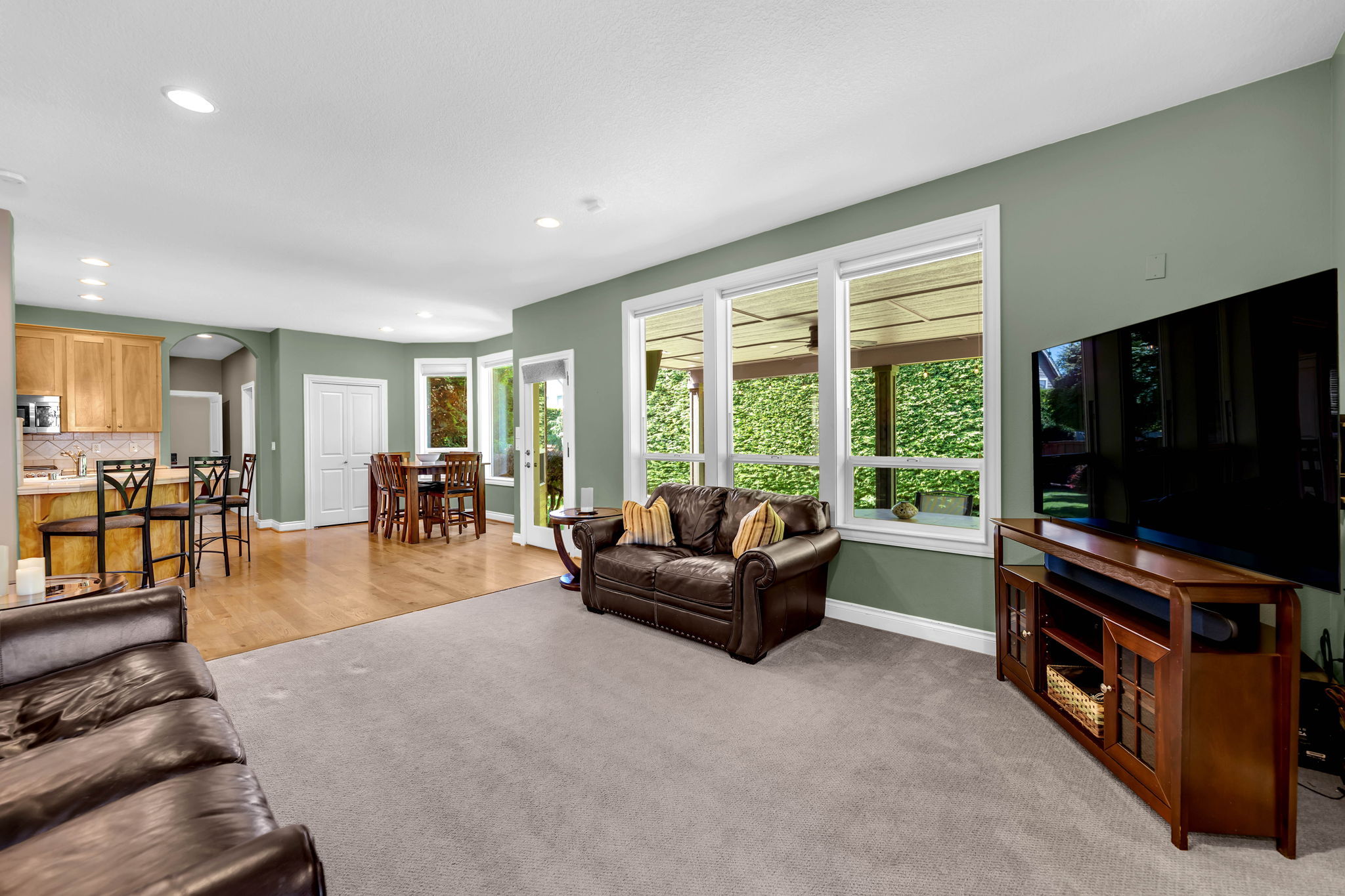 Family Room/Kitchen