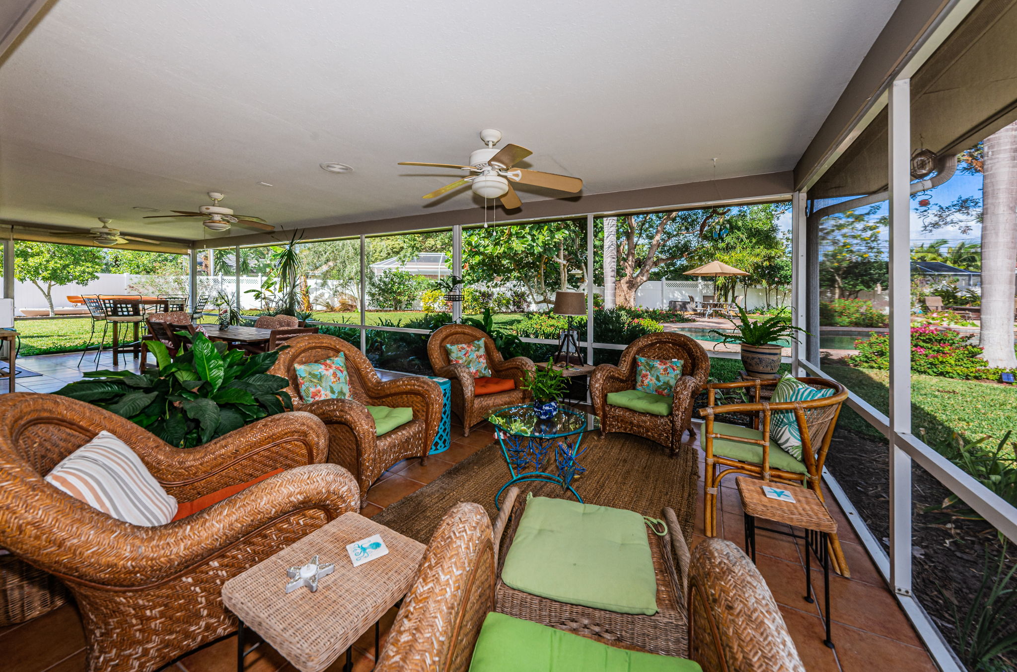 Lanai Seating