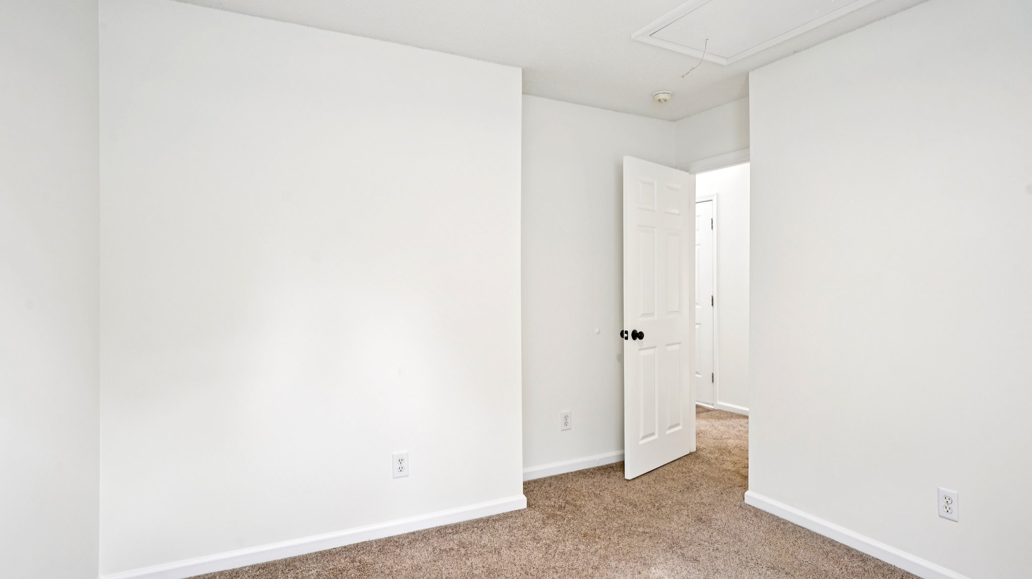 Bravington Rd-S0609-015.jpg
