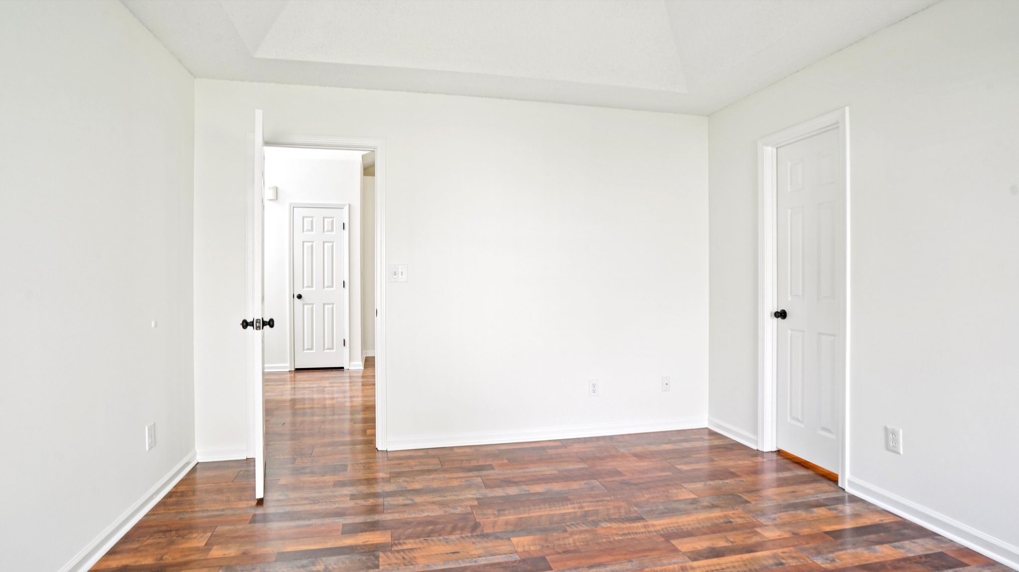 Bravington Rd-S0609-024.jpg