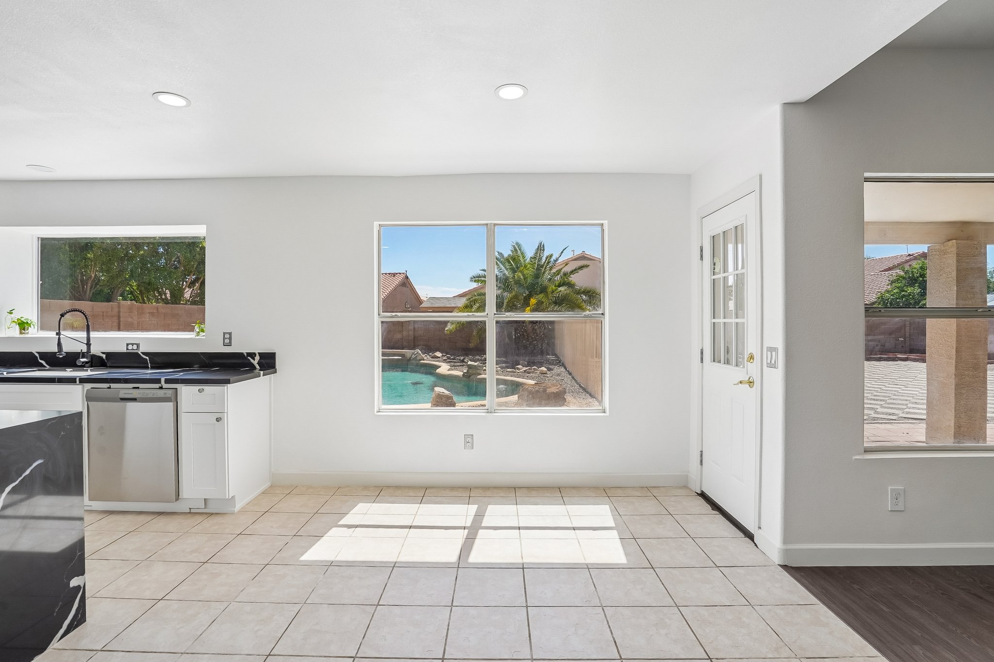 12425 W Encanto Blvd-S1109-013.jpg