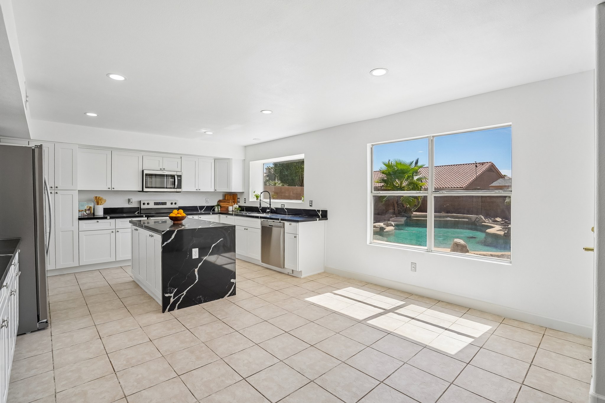 12425 W Encanto Blvd-S1109-014.jpg