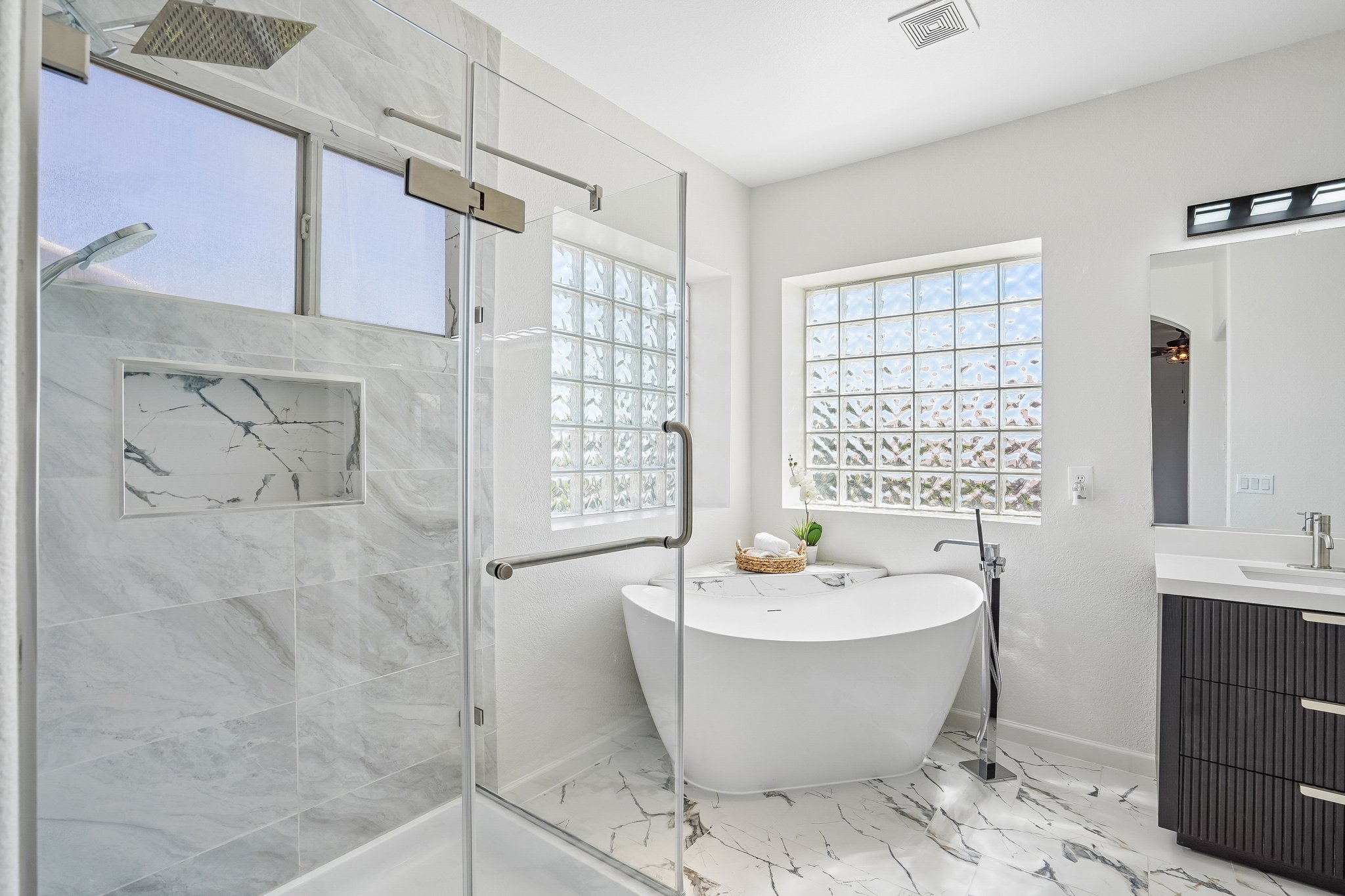 12425 W Encanto Blvd-S1109-033.jpg