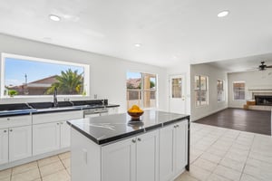 12425 W Encanto Blvd-S1109-019.jpg