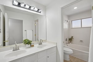 12425 W Encanto Blvd-S1109-043.jpg