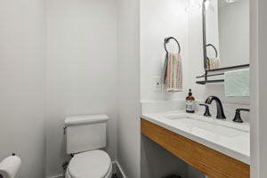  Photo 31