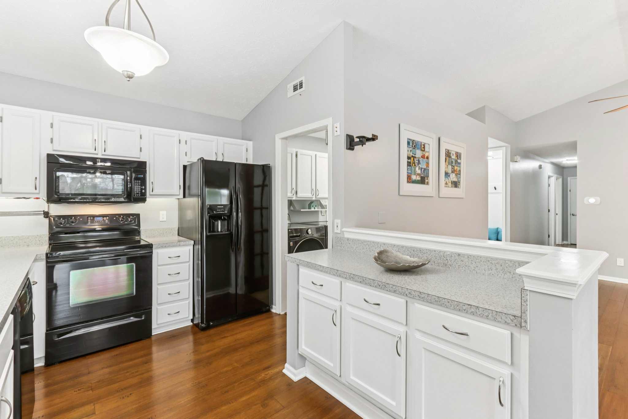 Trumbull Ct-S0712-014.jpg