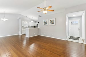 Trumbull Ct-S0712-007.jpg