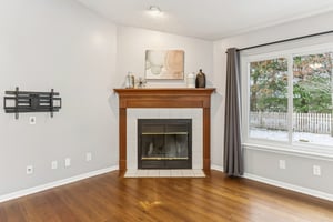 Trumbull Ct-S0712-010.jpg