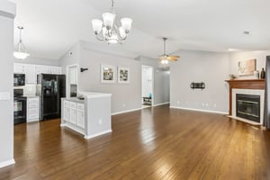 Trumbull Ct-S0712-012.jpg