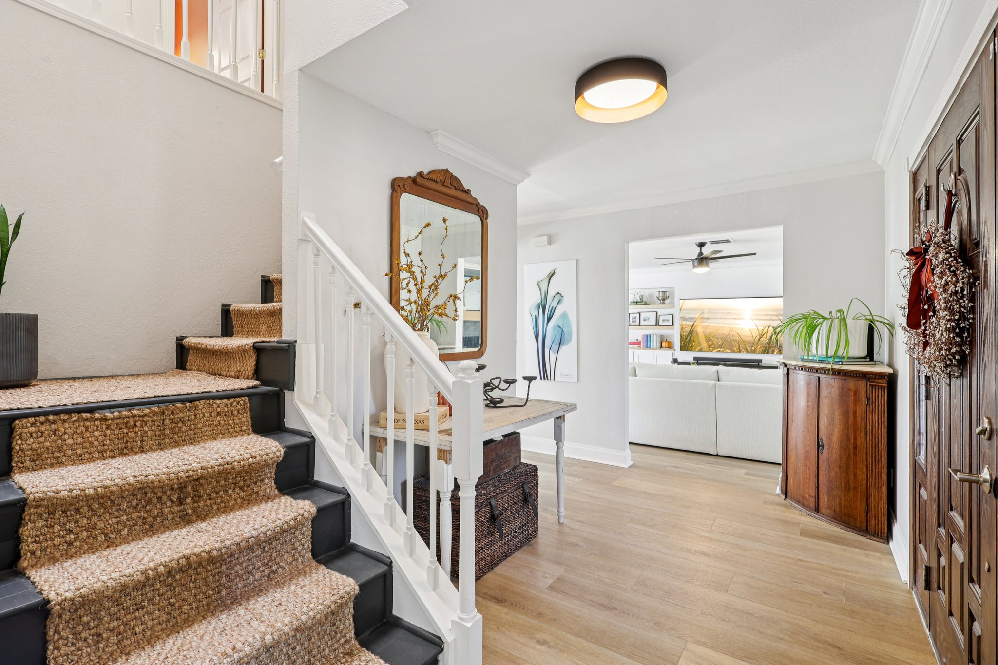 Westmere Dr-S2810-005.jpg