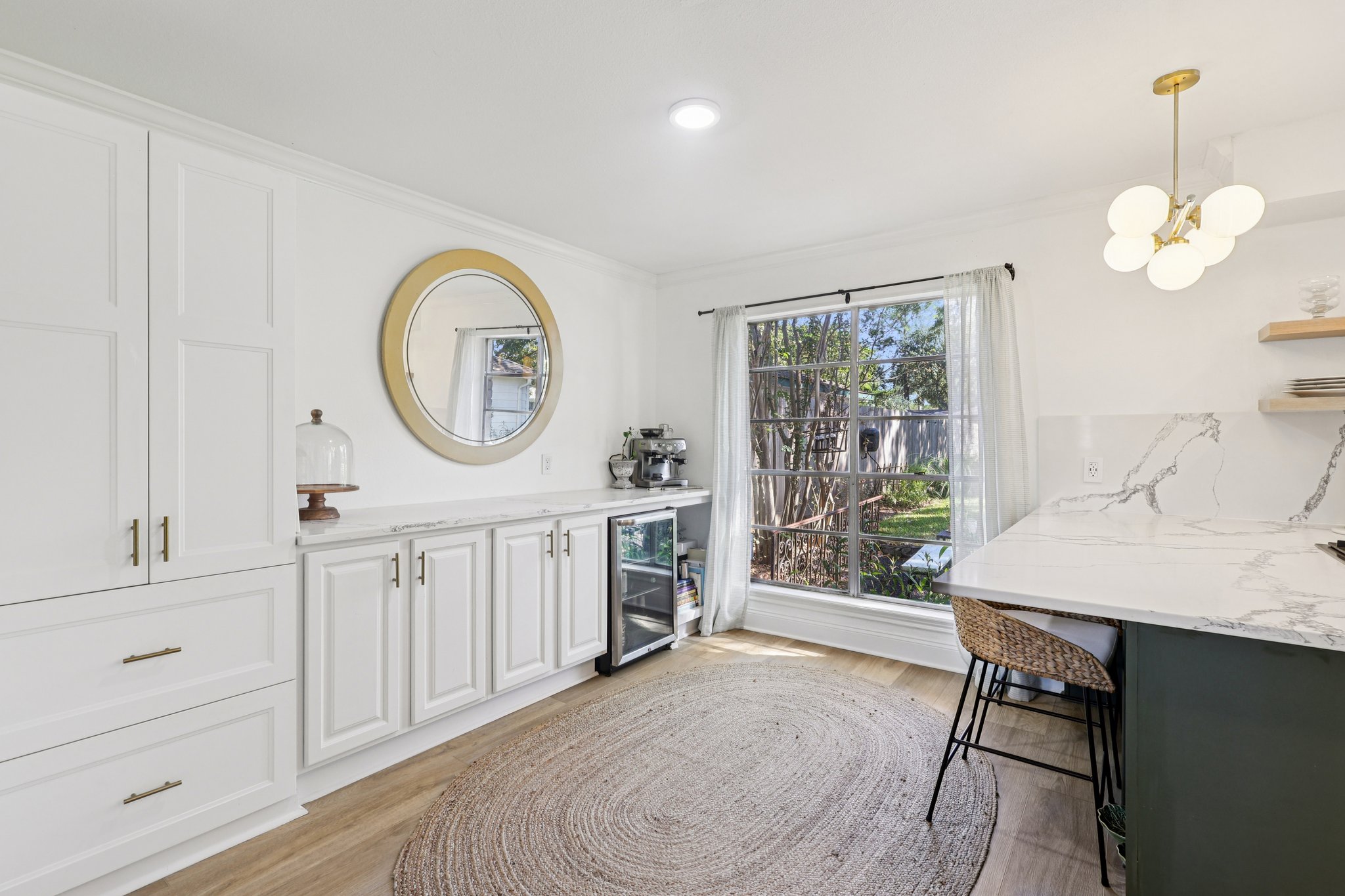 Westmere Dr-S2810-012.jpg