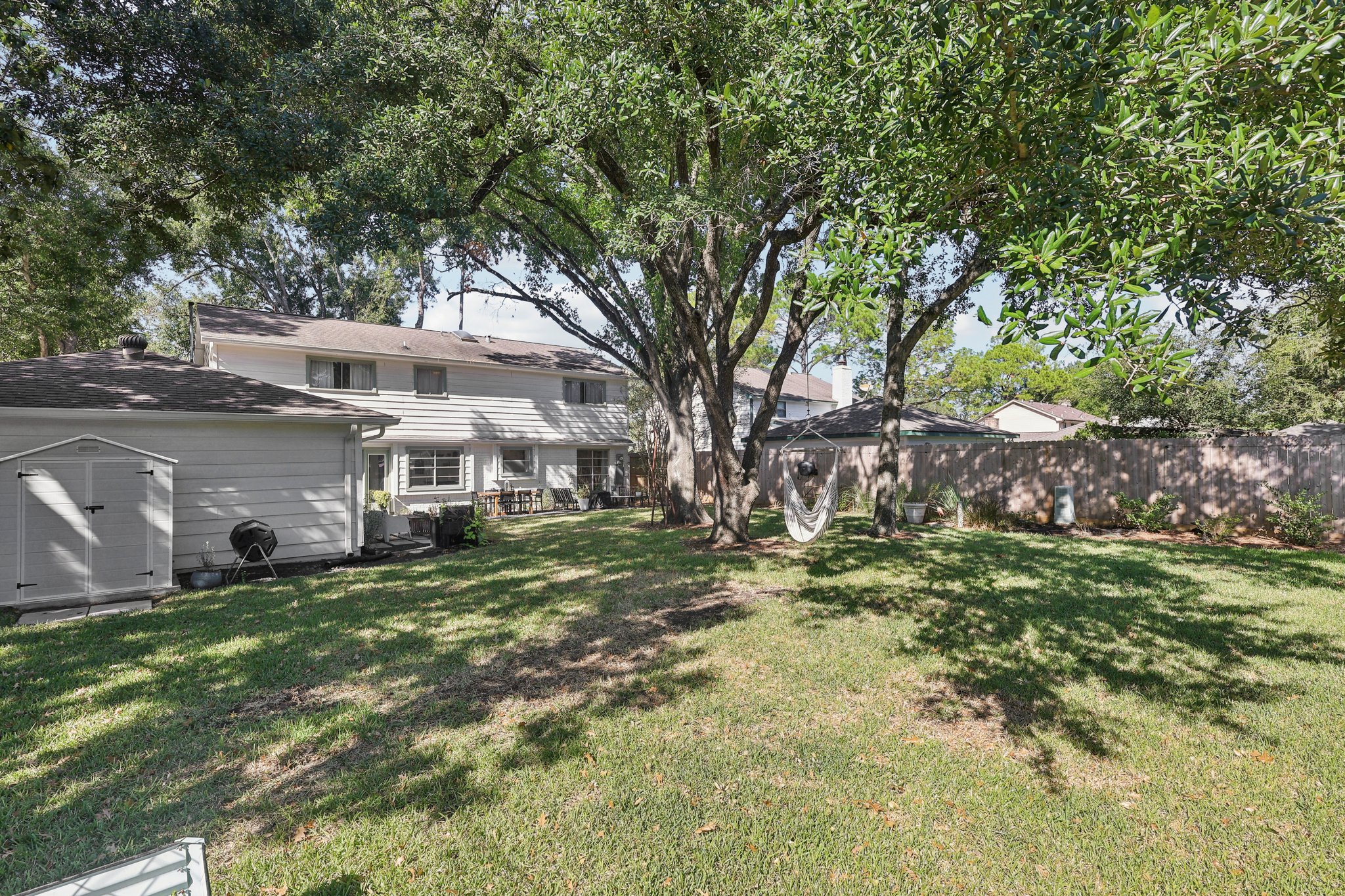 Westmere Dr-S2810-033.jpg