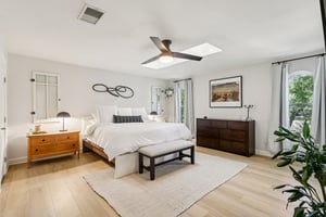 Westmere Dr-S2810-018.jpg