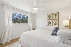 Westmere Dr-S2810-022.jpg