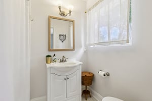 Westmere Dr-S2810-024.jpg