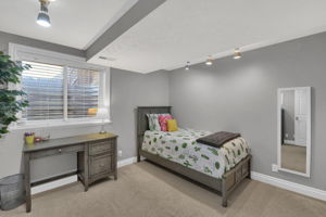  1243 S 450 E, Kaysville, UT 84037, US Photo 21